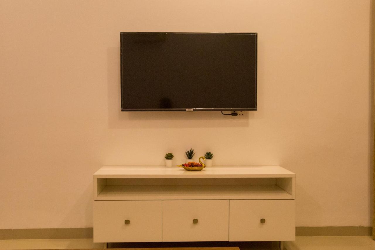 Comfycorner - Luxurious 2-Bhk Apartment 아르포라 외부 사진