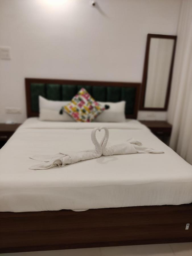 Comfycorner - Luxurious 2-Bhk Apartment 아르포라 외부 사진